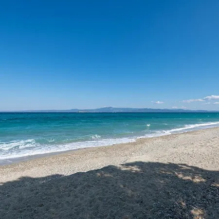 #Flh - Amalthia & Αthena Beachfront Houses In Pefkohori Exterior photo