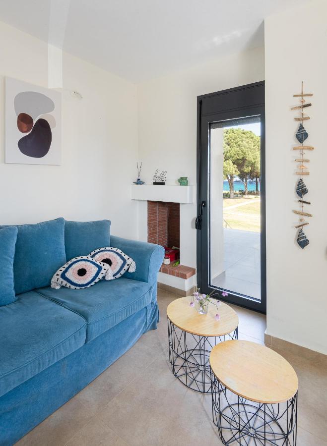#flh - Amalthia & αthena Beachfront In *
