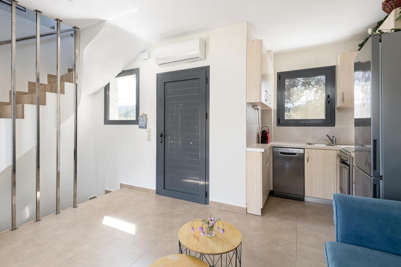 Holiday home #flh - Amalthia & αthena Beachfront In Pefkochori